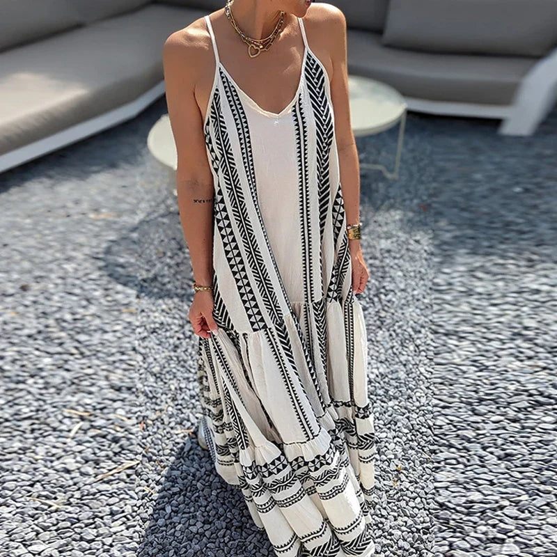Elegant Sommerkjole med Volanger – Ermeløs Boho Maxikjole med V-hals